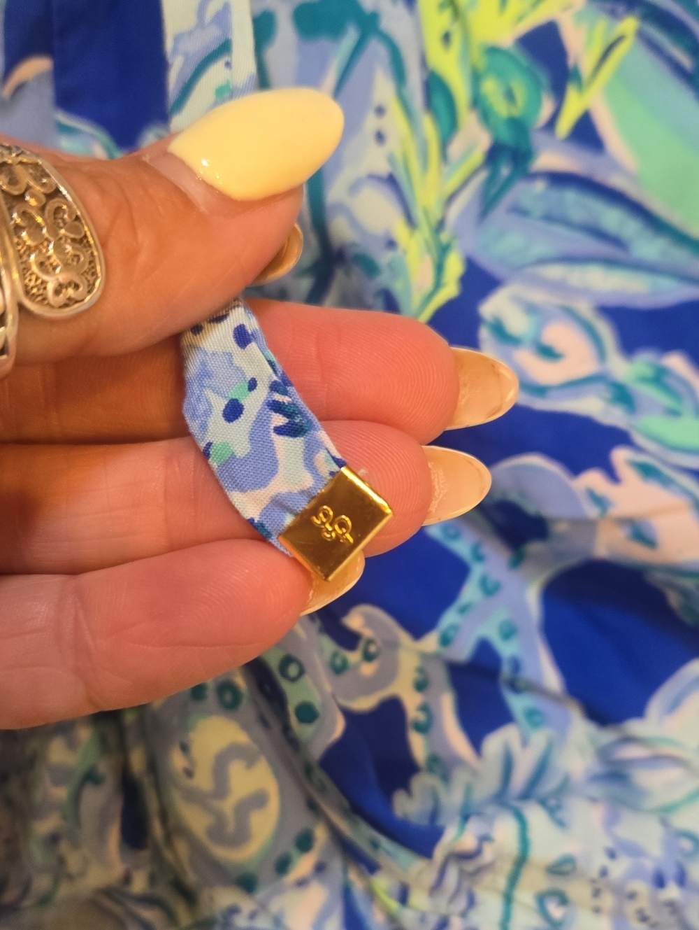 Lilly Pulitzer Ocean Print 100% Rayon Shorts - Picture 5 of 8